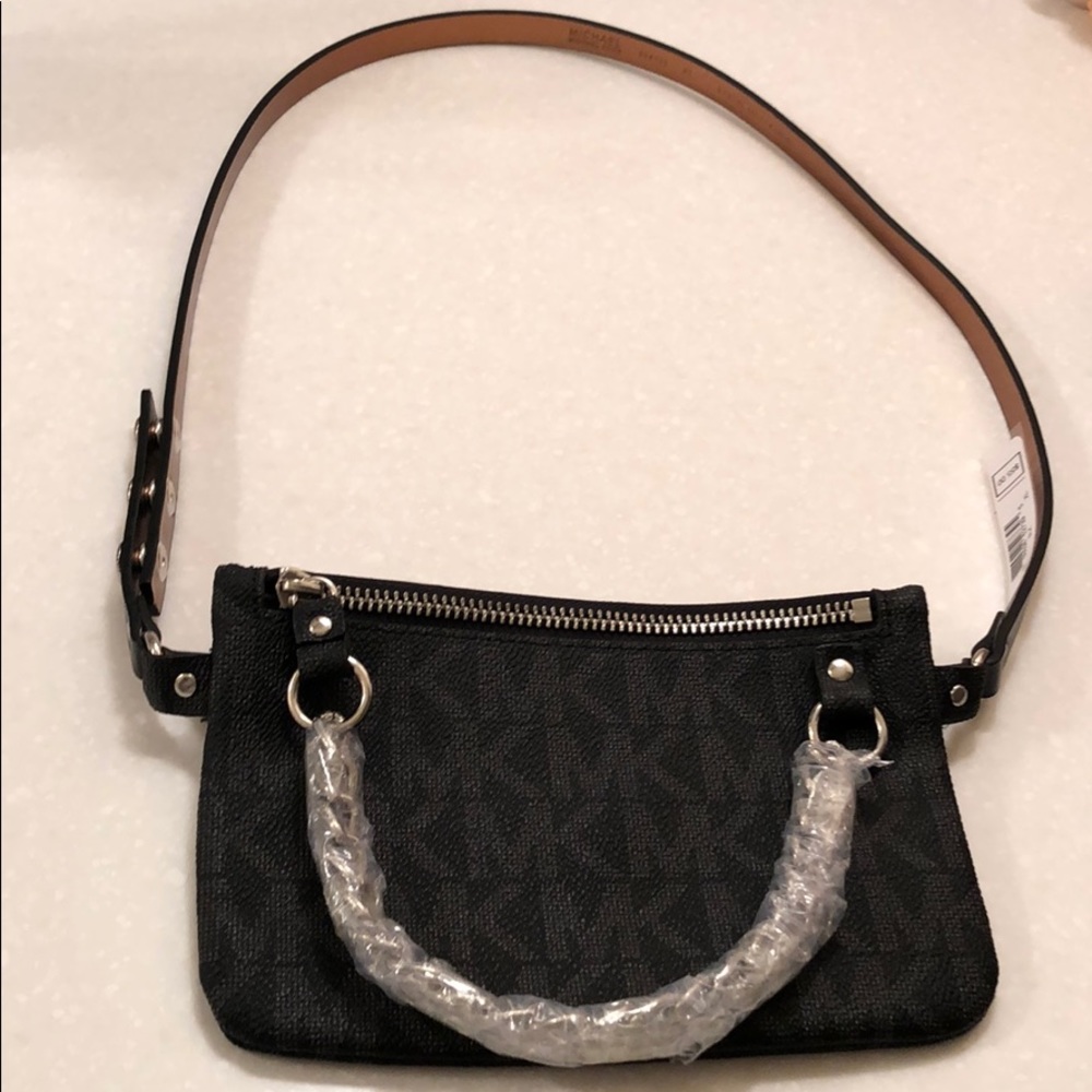 MICHAEL KORS  small purse w/ adjustable belt